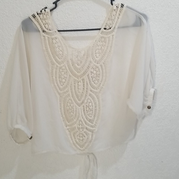 Lace Crochet Blouse - Picture 2 of 2